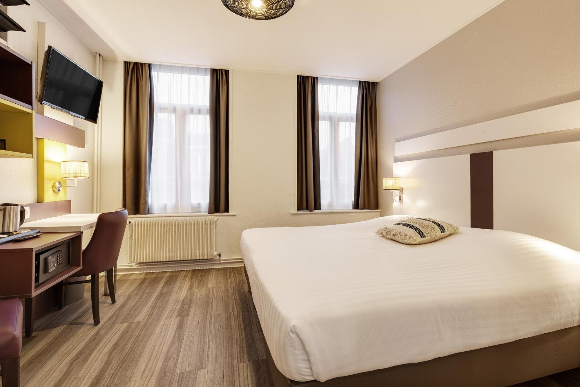 Grand Hotel Лилль Экстерьер фото